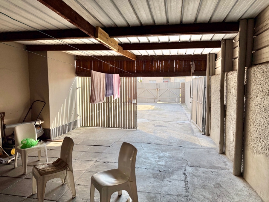 4 Bedroom Property for Sale in Sydenham Eastern Cape